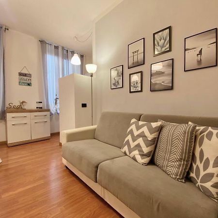 Mazzini 12 Very Central Apartment With Private Garage, Air Conditioning, Wifi, Just 50 Meters From The Beach 라팔로 외부 사진