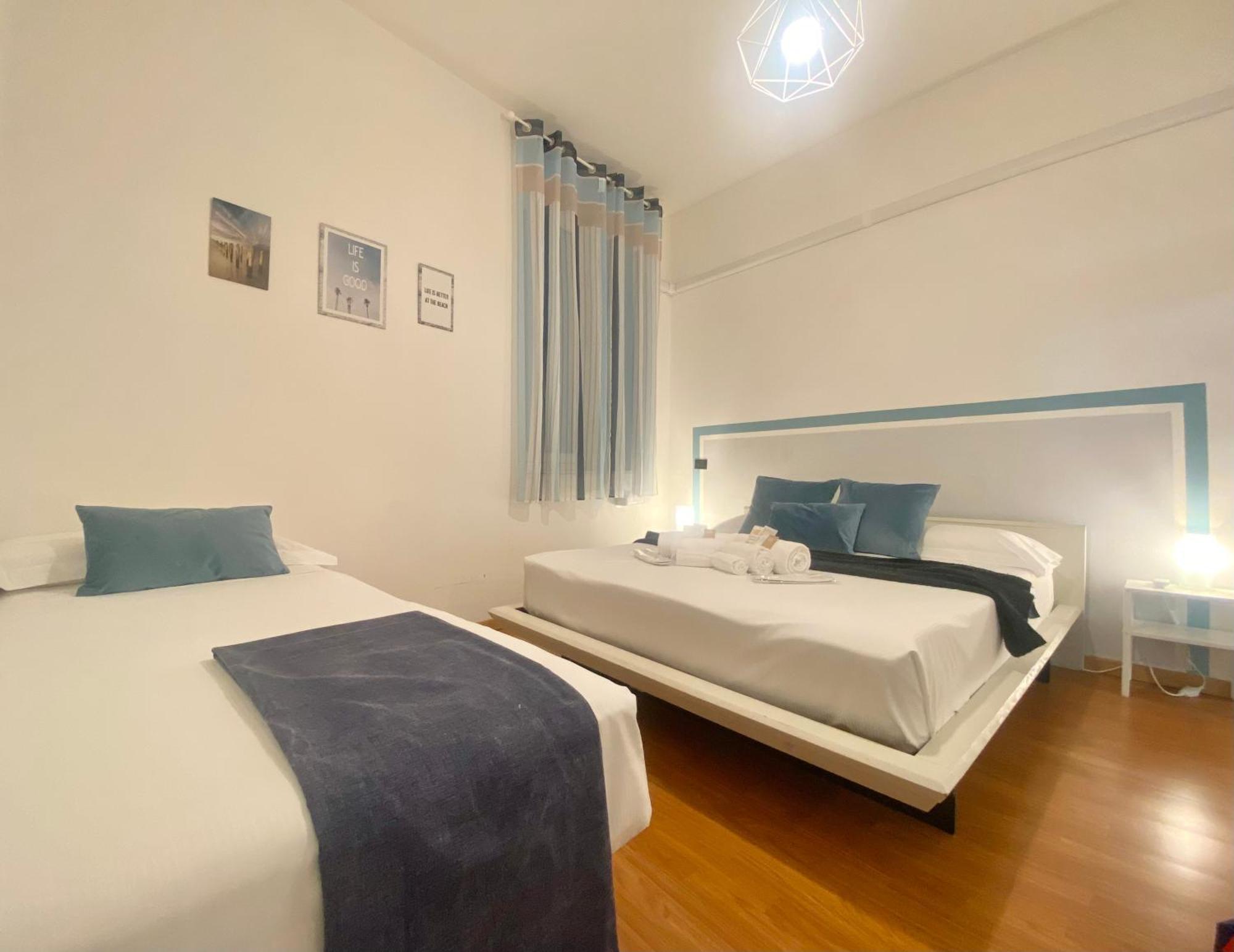 Mazzini 12 Very Central Apartment With Private Garage, Air Conditioning, Wifi, Just 50 Meters From The Beach 라팔로 외부 사진