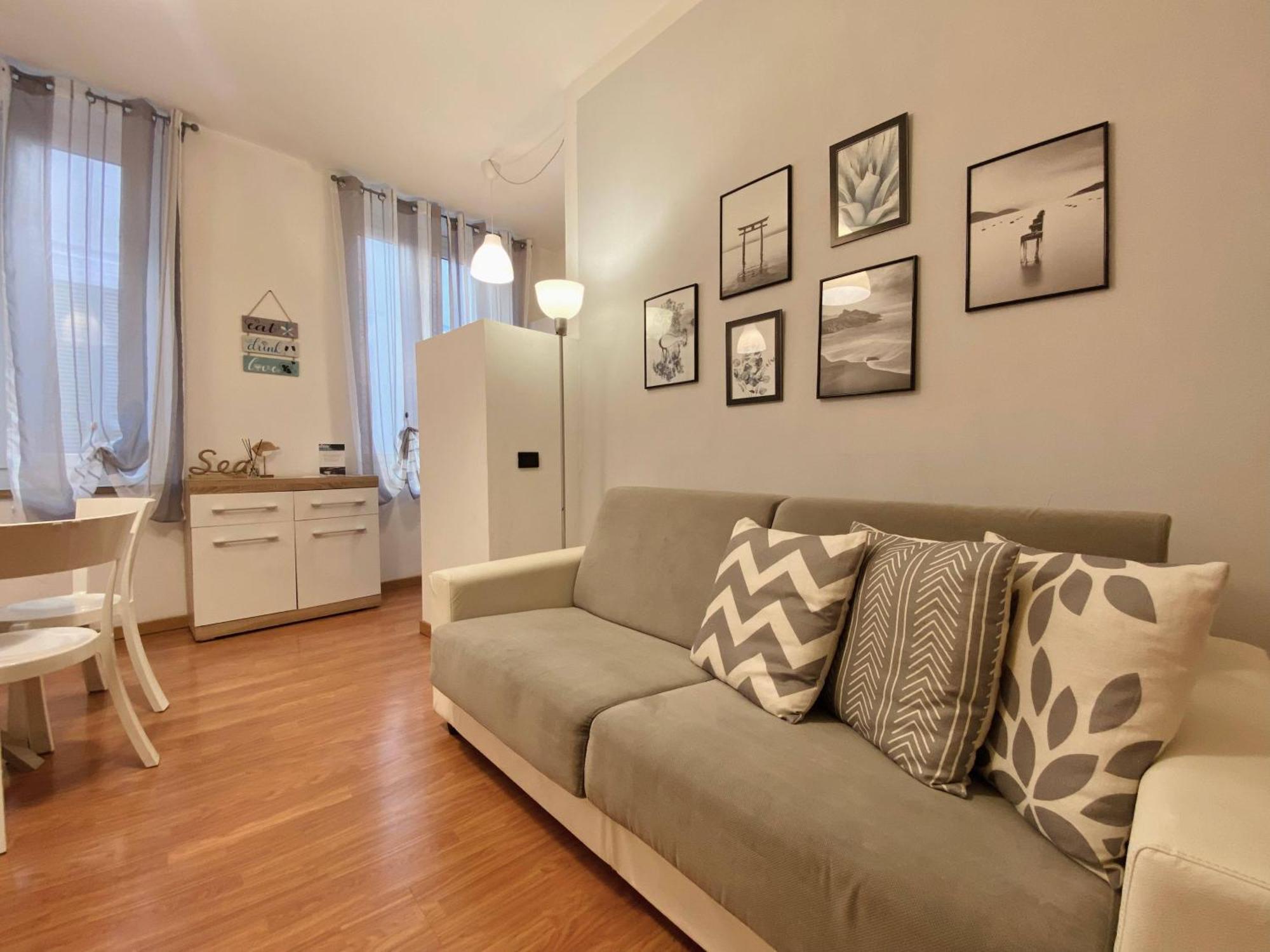 Mazzini 12 Very Central Apartment With Private Garage, Air Conditioning, Wifi, Just 50 Meters From The Beach 라팔로 외부 사진