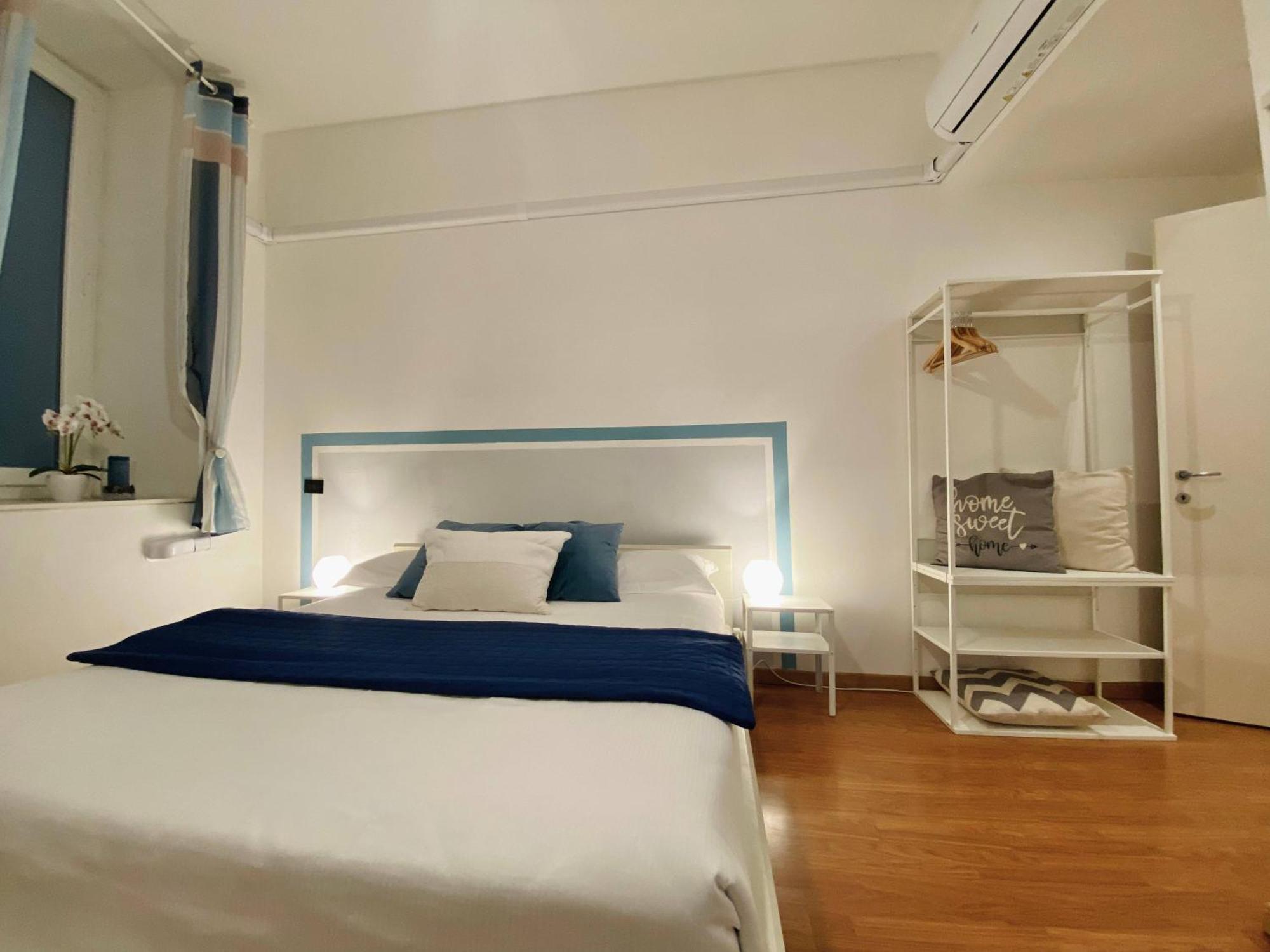 Mazzini 12 Very Central Apartment With Private Garage, Air Conditioning, Wifi, Just 50 Meters From The Beach 라팔로 외부 사진