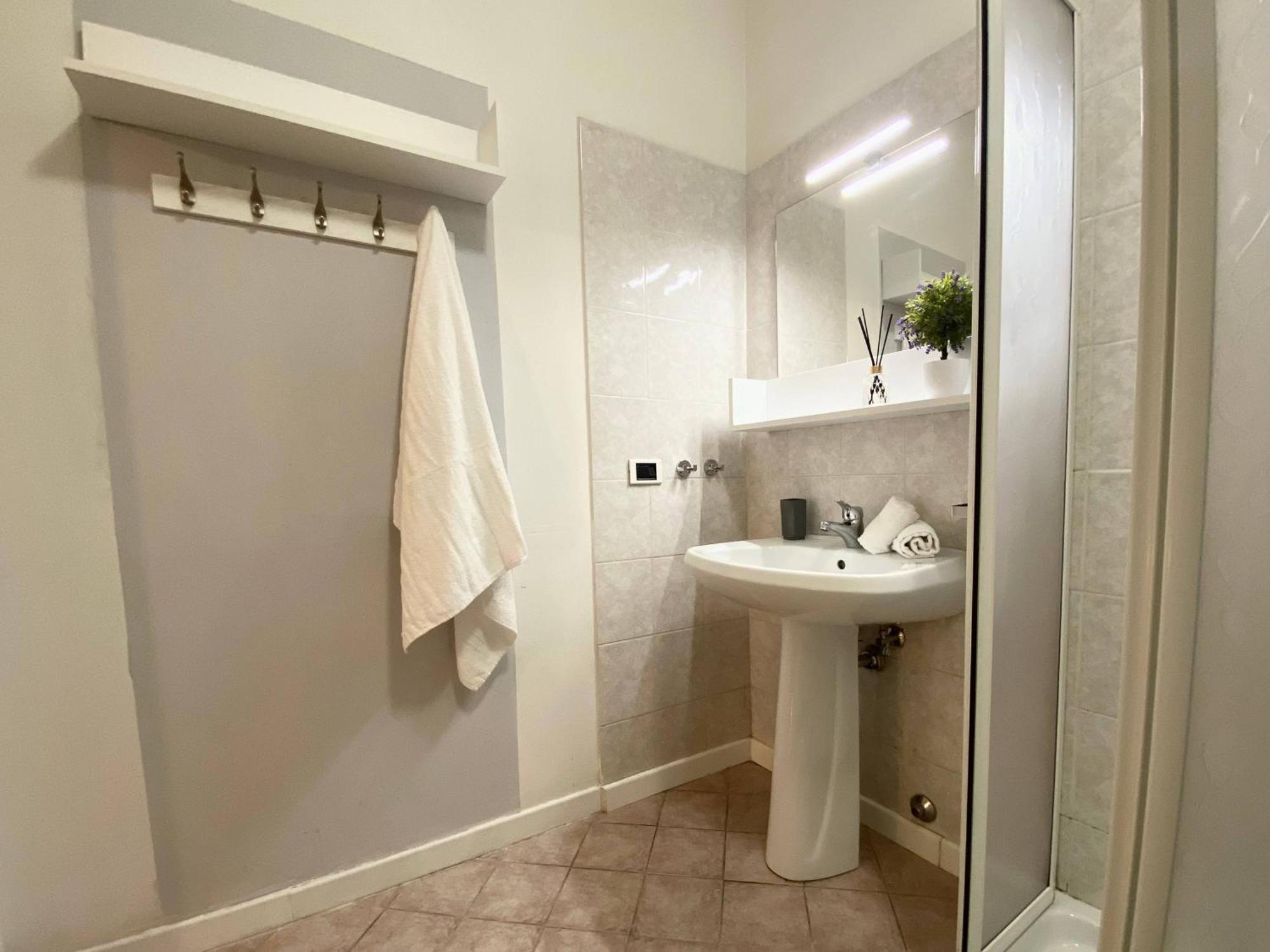Mazzini 12 Very Central Apartment With Private Garage, Air Conditioning, Wifi, Just 50 Meters From The Beach 라팔로 외부 사진